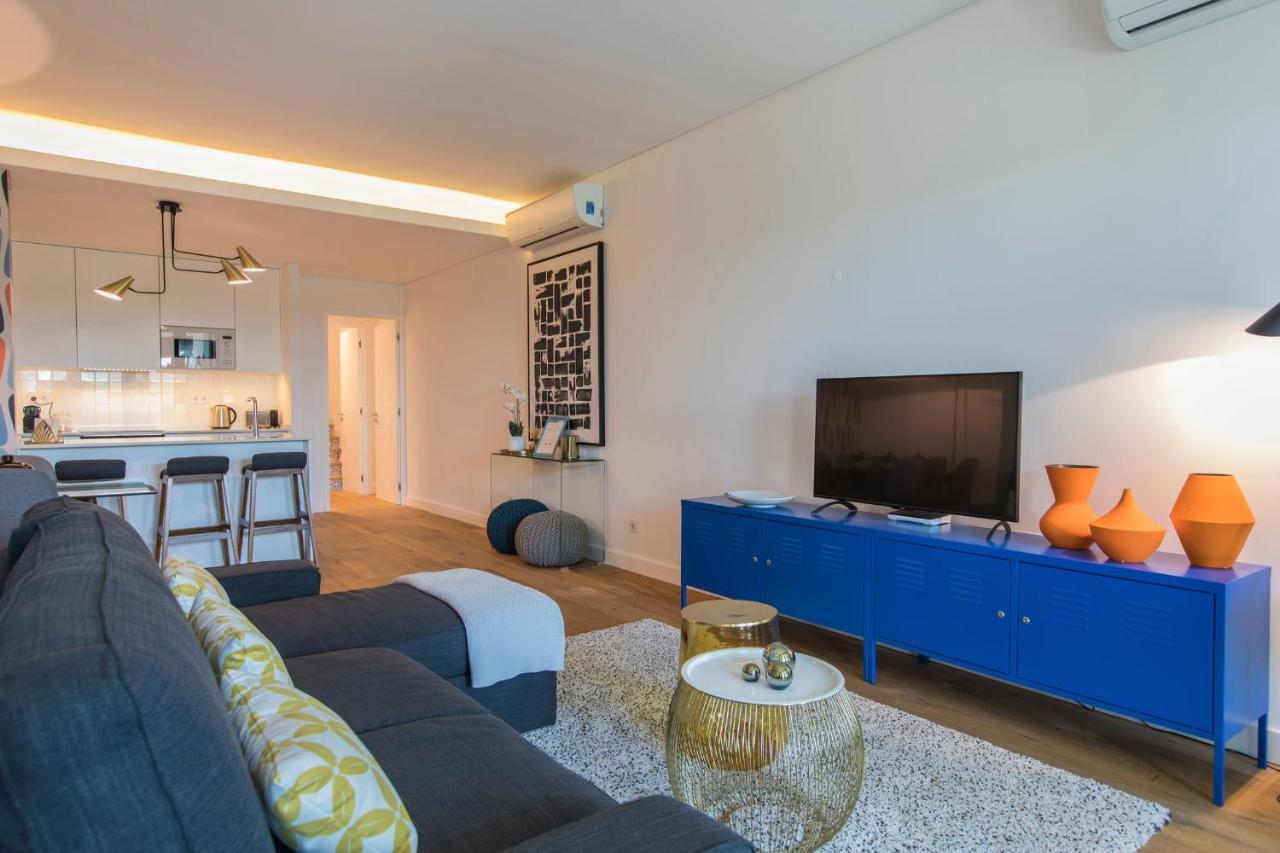 Lovelystay - Modern And Colourful Flat In The Heart Of Graca Lisbon Exterior photo